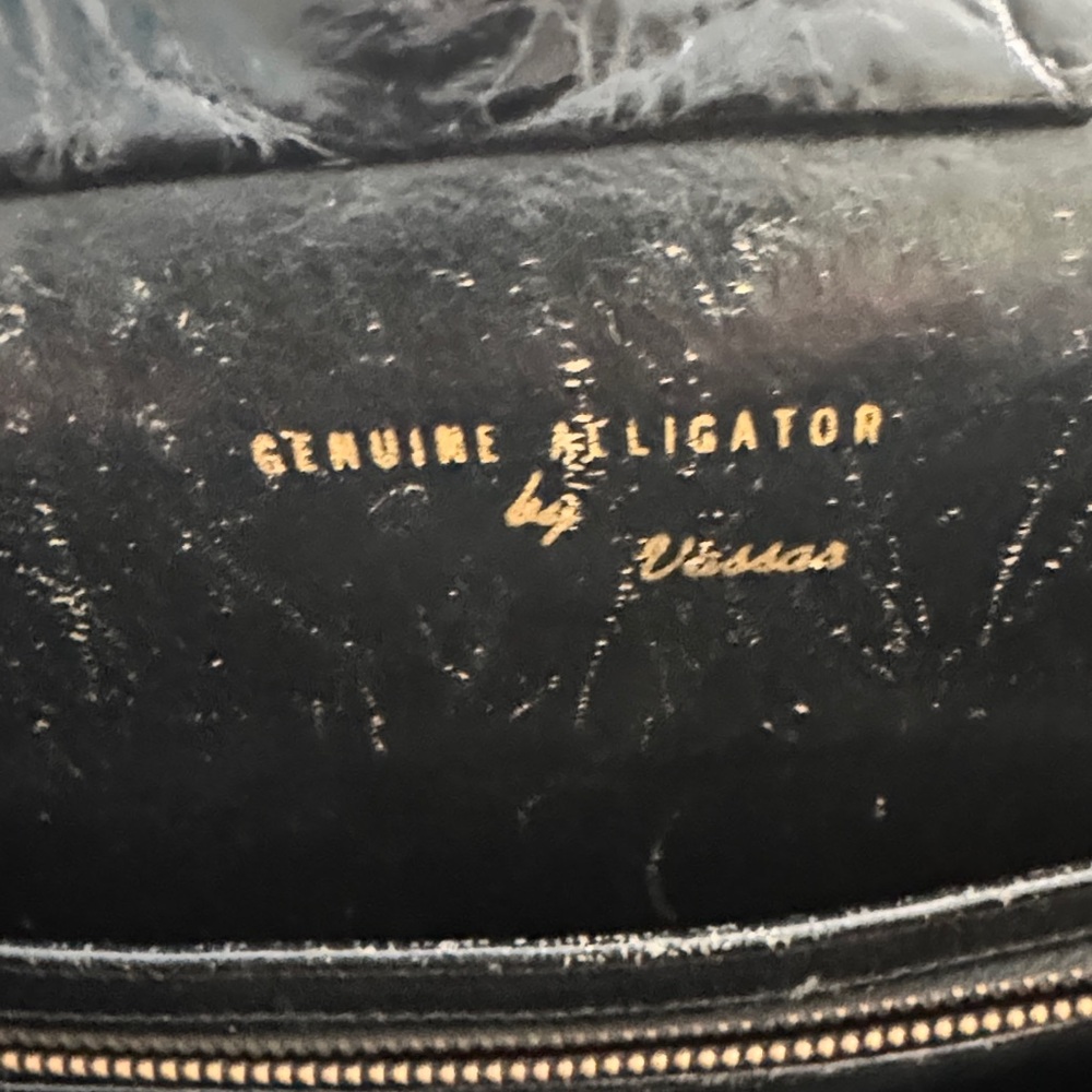 Vintage Black alligator purse - Picture 2 of 7